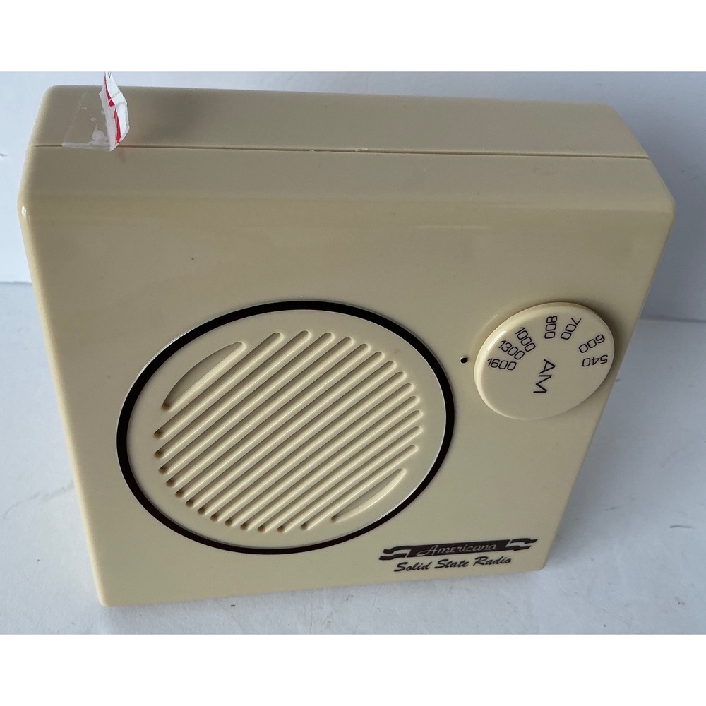 Americana Vintage AM Solid State Radio Model 620 Cream Portable‎ Desktop Works